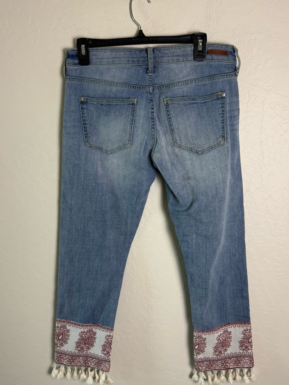 Pilcro & The Letterpress Hyphen Mid-Rise Bandana Tassel Boyfriend Jean 27 - Picture 6 of 16